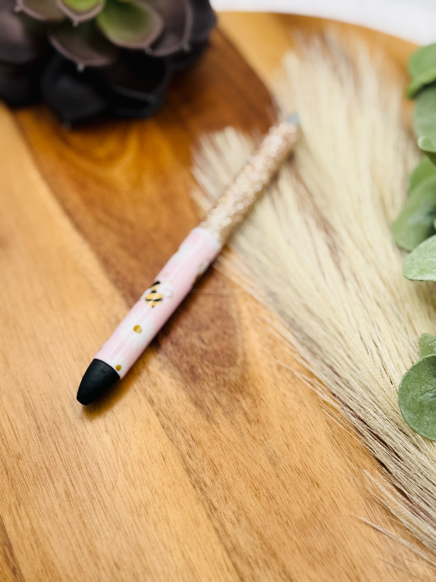 Gel Pen: Bees & Daisies, Pink | Color: Light Gold, Striped White