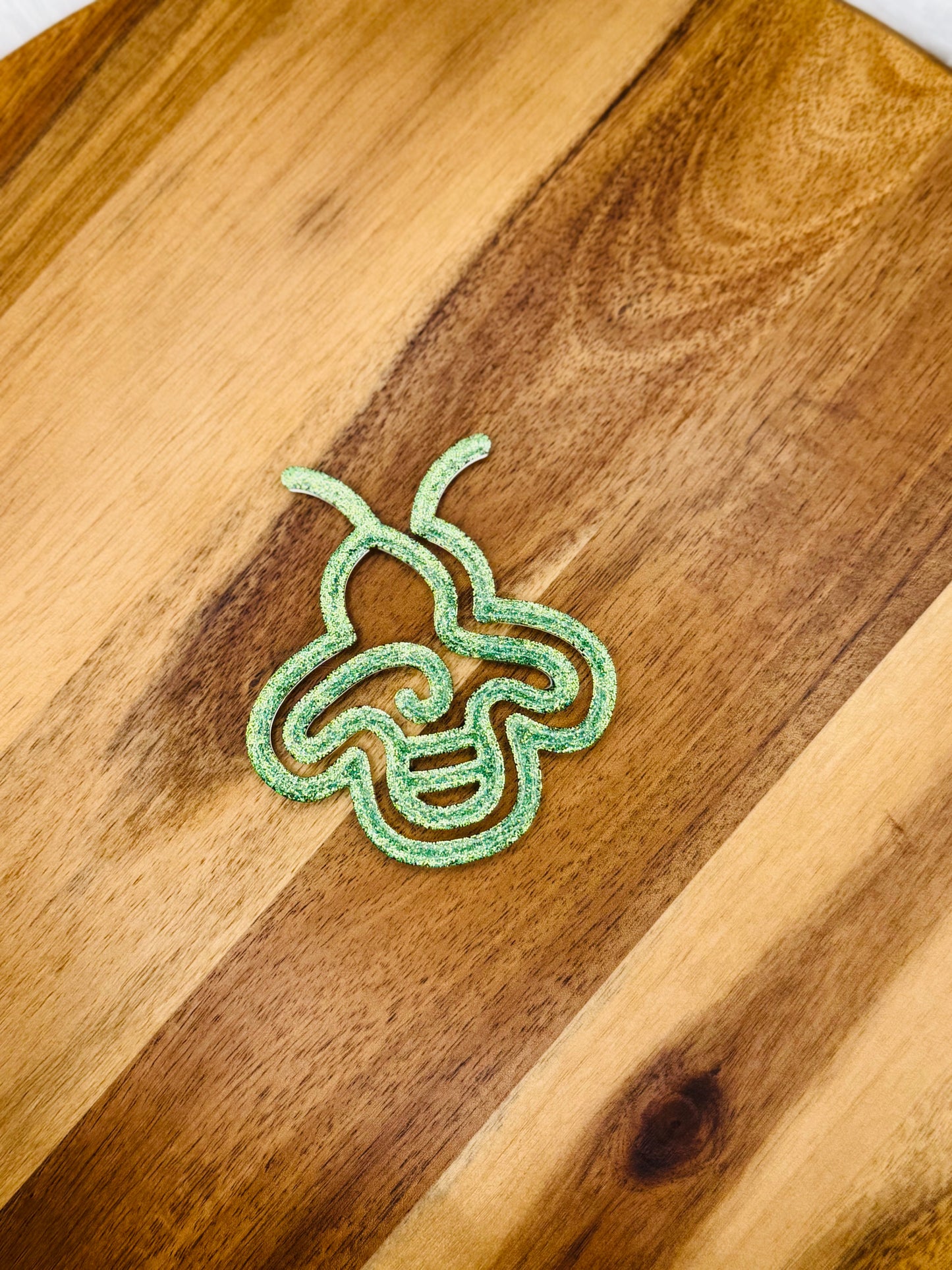 Jumbo Paperclip | Green Bee