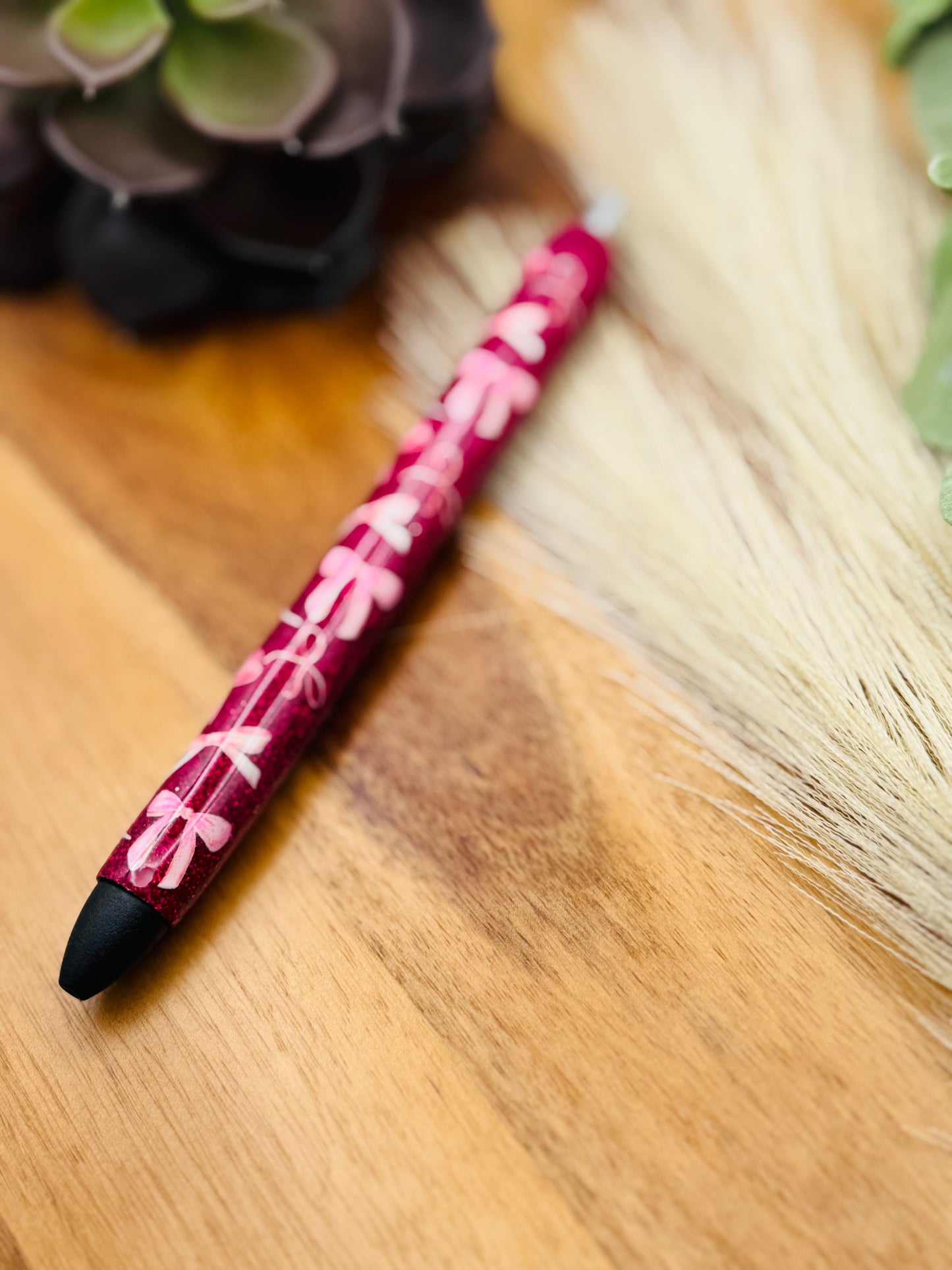 Gel Pen: Bows | Color: He Loves Me Not