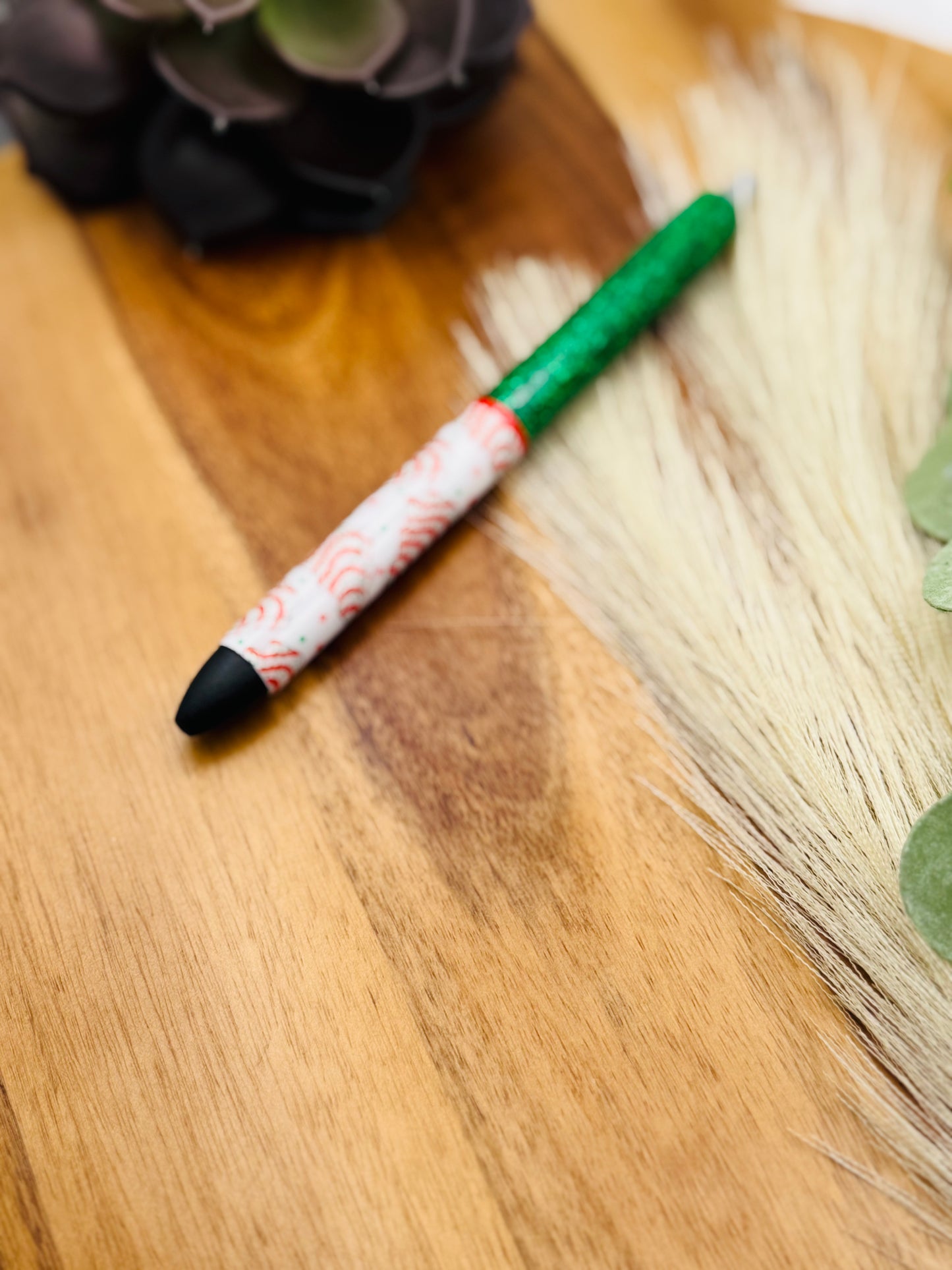 Gel Pen: Christmas Tree Cakes | Color: Wicked, Striped Red