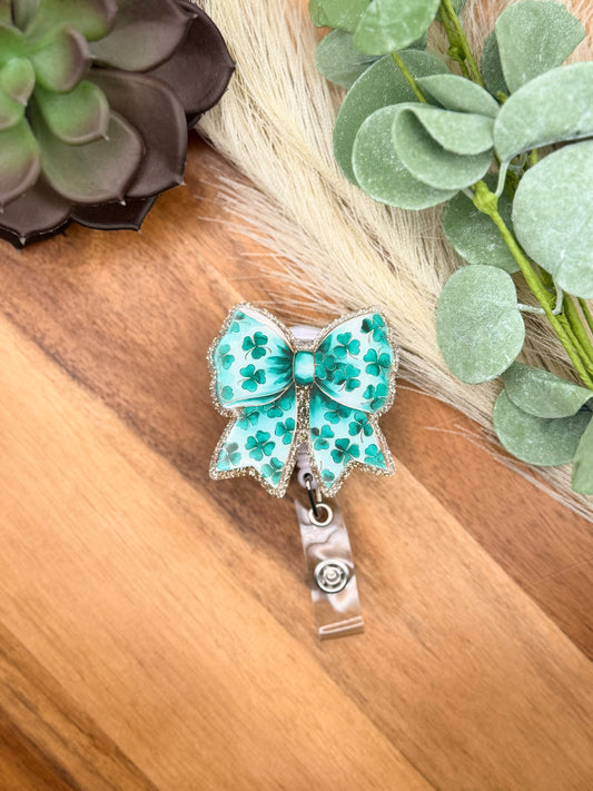 Clover Bow | Badge Reel