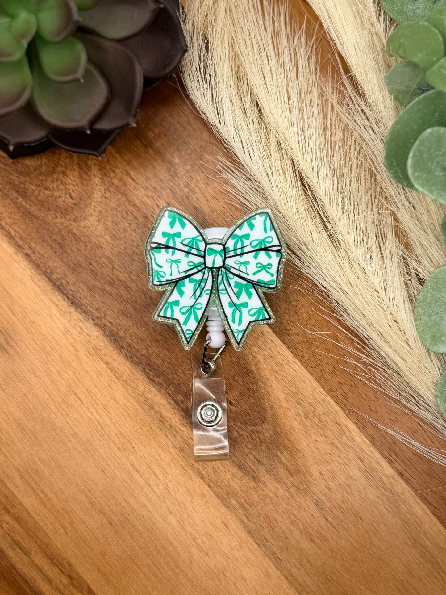 Green Bow | Badge Reel